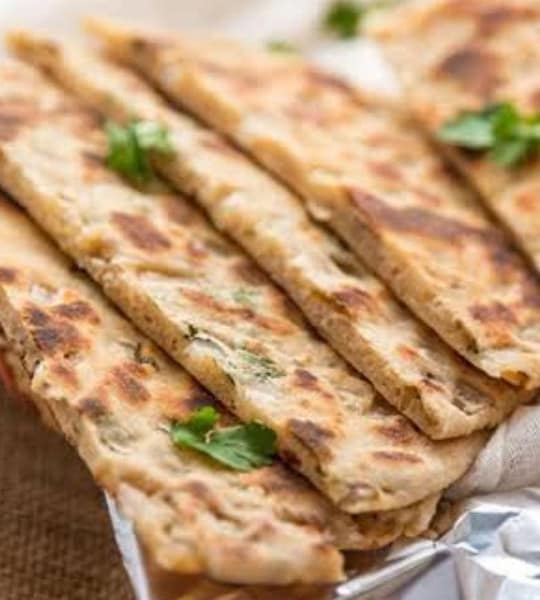 Amritsari pyaaz kulcha