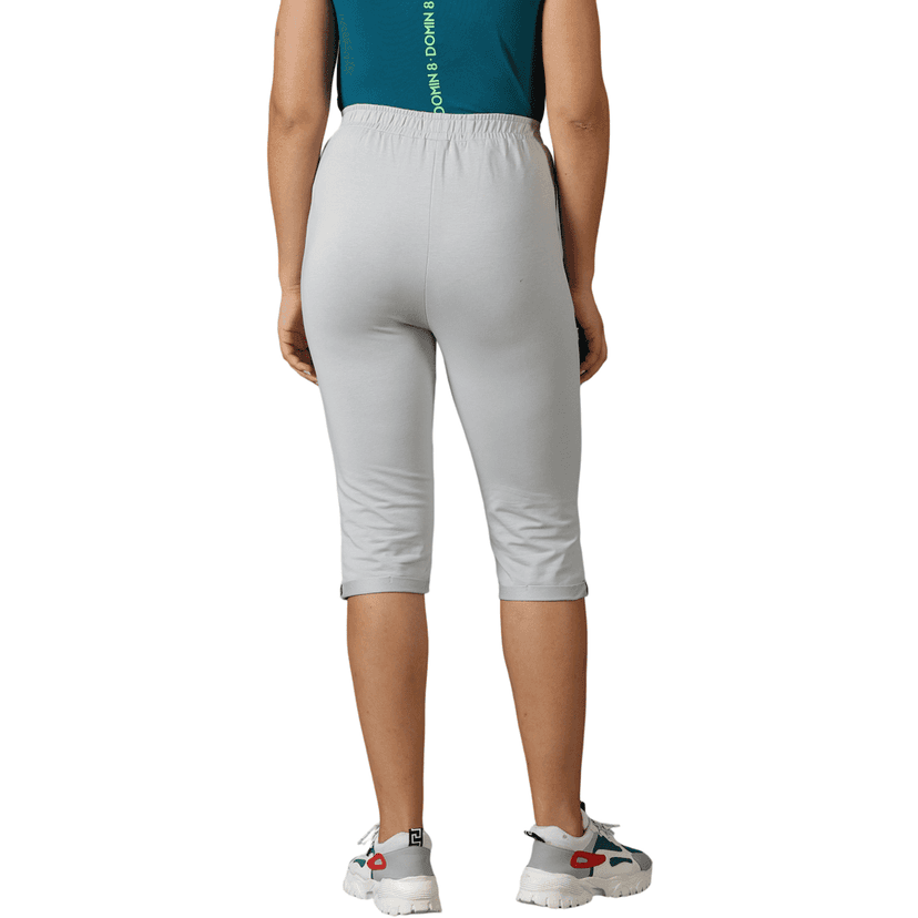 DOMIN8 Women's Elastic waist Regular fit Capri pants with side pockets. view 5