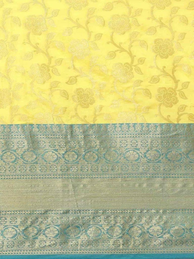 Women's Brocade Soft Silk Zari Woven Saree With Unstiched Blouse Piece view 4