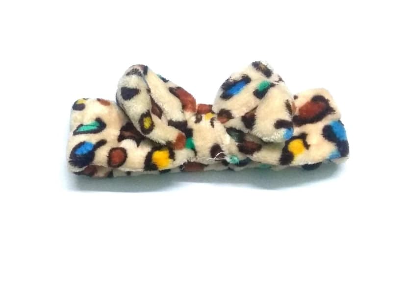 Nawani Facial Spa Makeup Cleansing Cute Bow Velvet Elastic Headband. view 2