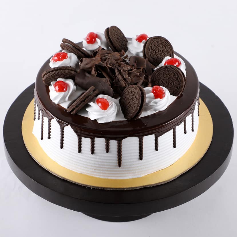 Black Forest Oreo Cake Half Kg view 2