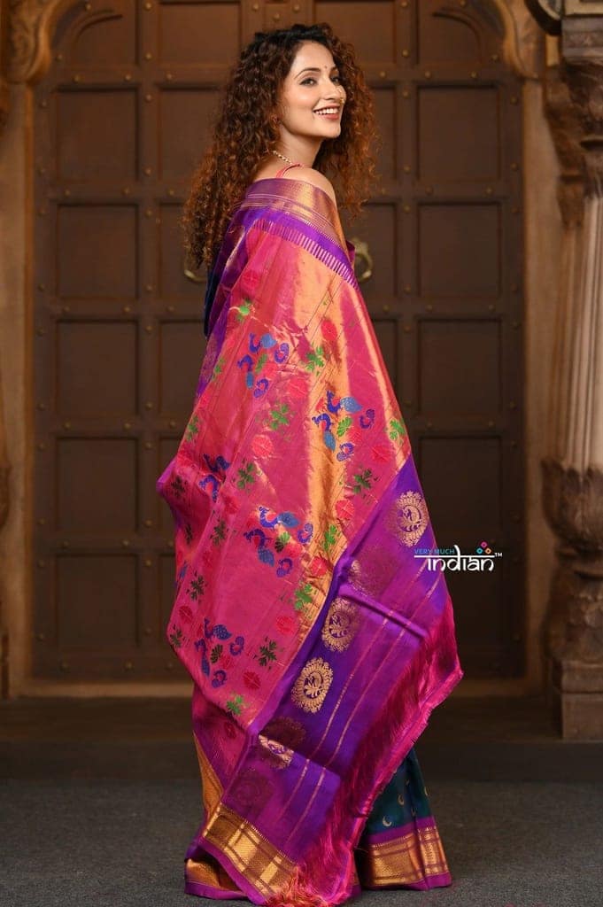 Chandrakor ~ Handloom Pure Silk Maharani Paithani with Majestic Maharani Pallu in Peacock Blue view 3