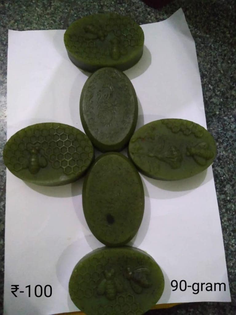Hot Processed Soap The best dark spot removal soap is one that contains natural ingredients such as tea tree,neem,vitamin E capsule and some natural herbals view 4