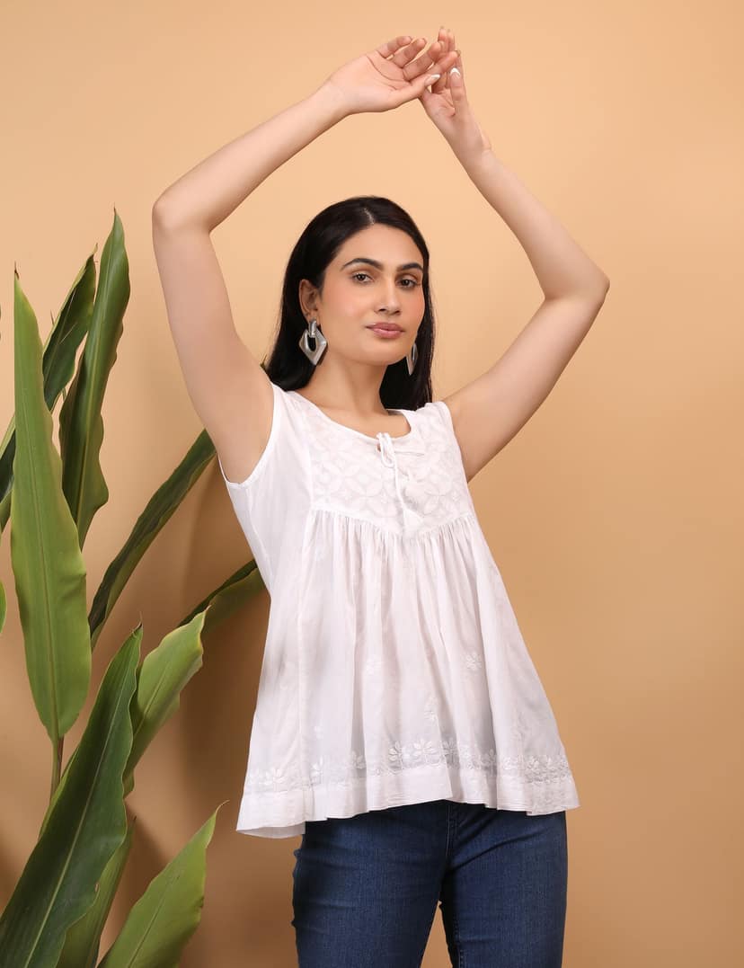 Shwet Women Purple Chikankari Sleevless Yoke Top view 4