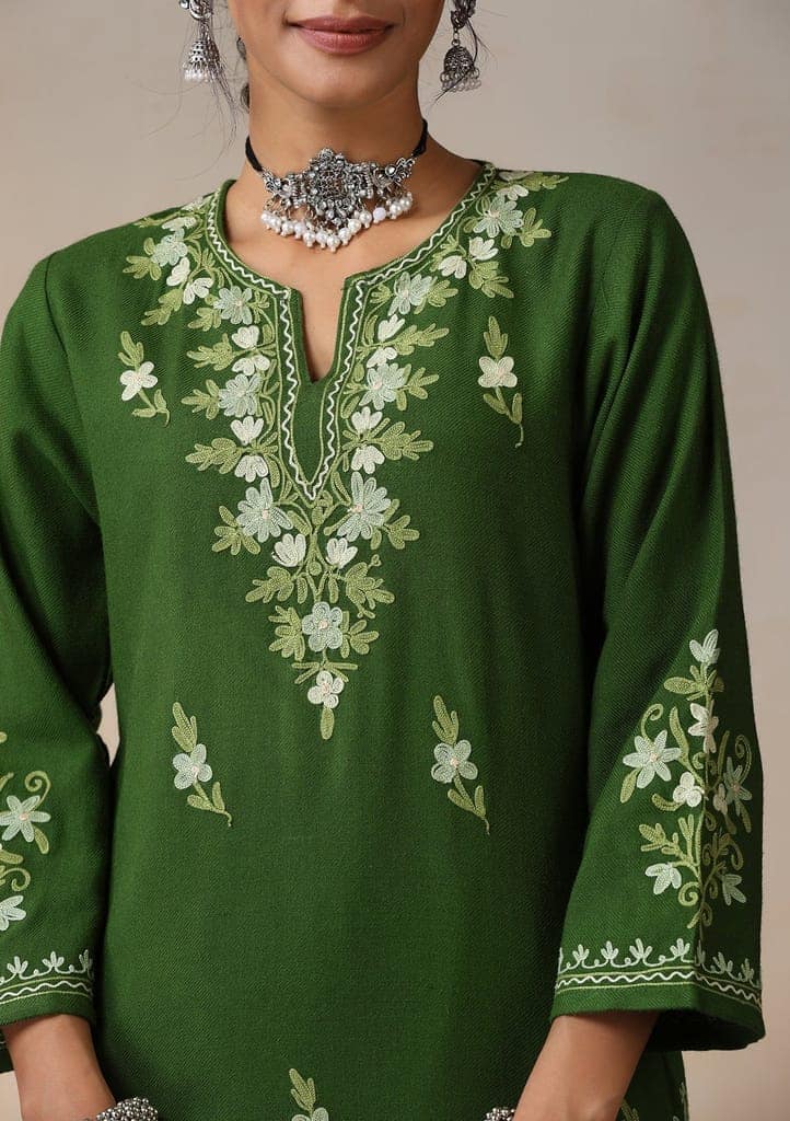 HOC Crafts Aari Embroidered Woollen Solid Women's Long Kurta -Green view 2
