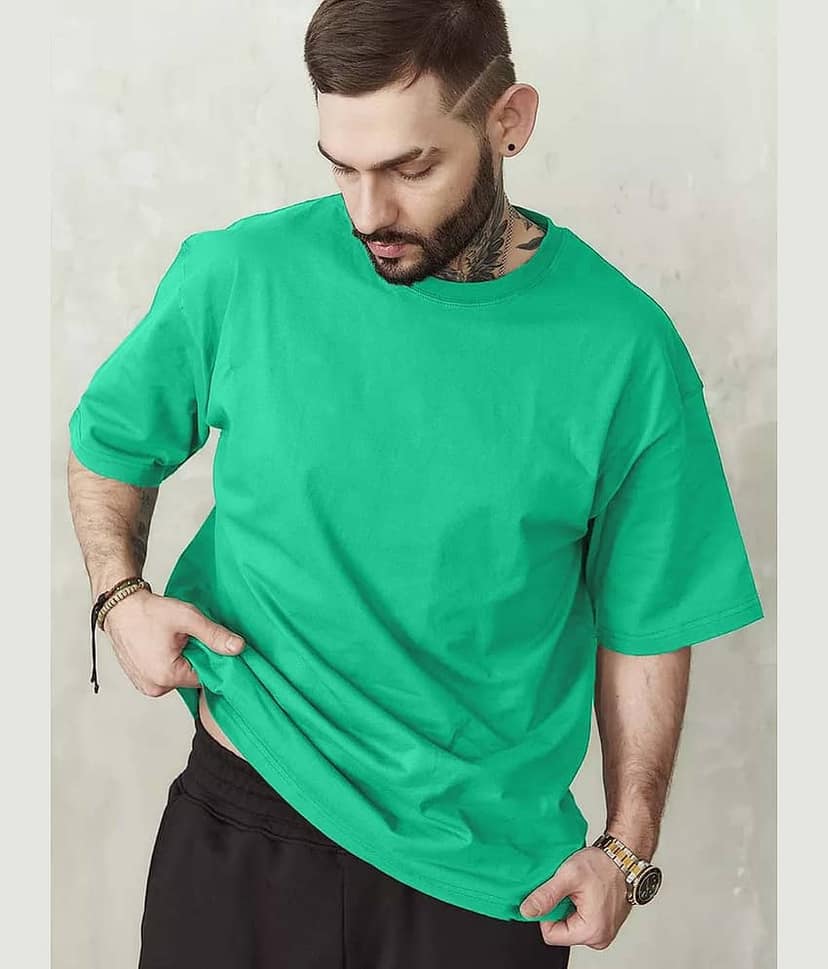 Leotude Men Cotton Blend Oversized Fit Solid T-Shirt ( Green )