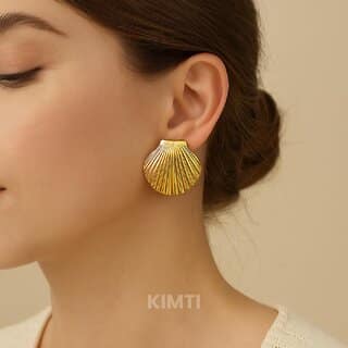 kimti 18k Gold Plated Tide Earrings Anti Tarnish Earring view 2