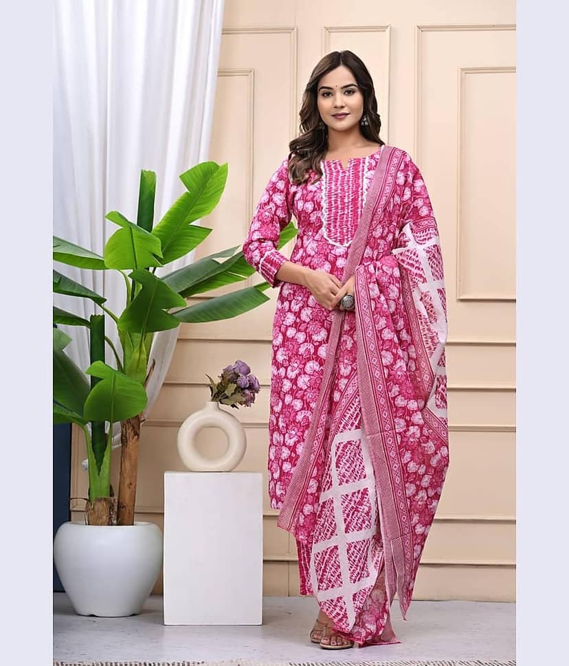 Shivaradhya designers Women Cotton Printed Straight Kurti With Pants ( Pink )