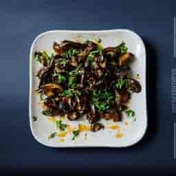 Mushroom pepper dry