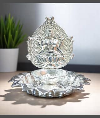 Sigaram Brass Table Diya - Pack of 1