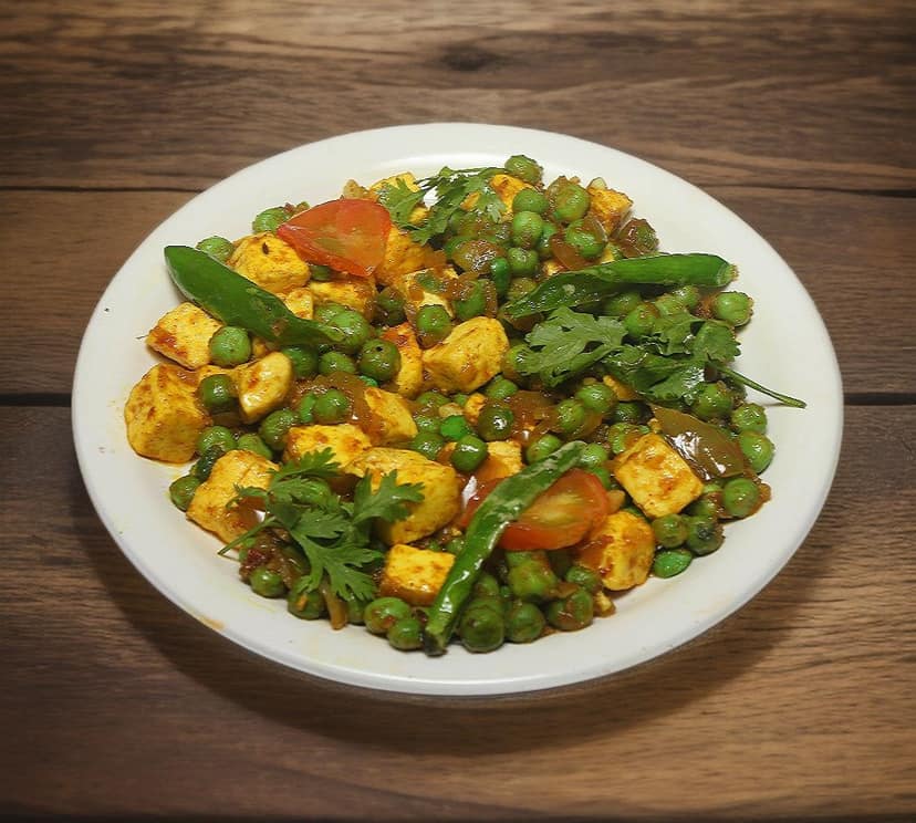 Matar paneer dry [400 ml]