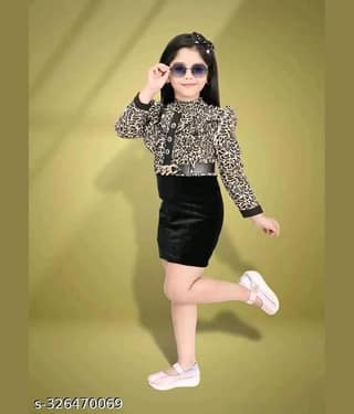 Mullick the designer Velvet A-line Dress For Girls ( Pack of 1 , Black )