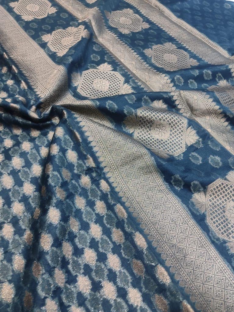 organza silk saree for women with zari pallu & unstitched blouse piece view 3