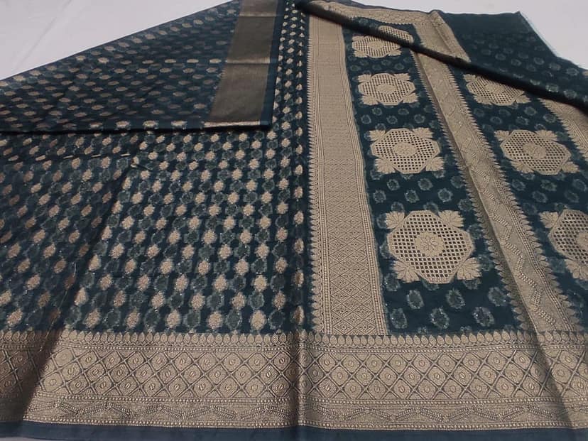 organza silk saree for women with zari pallu & unstitched blouse piece view 5