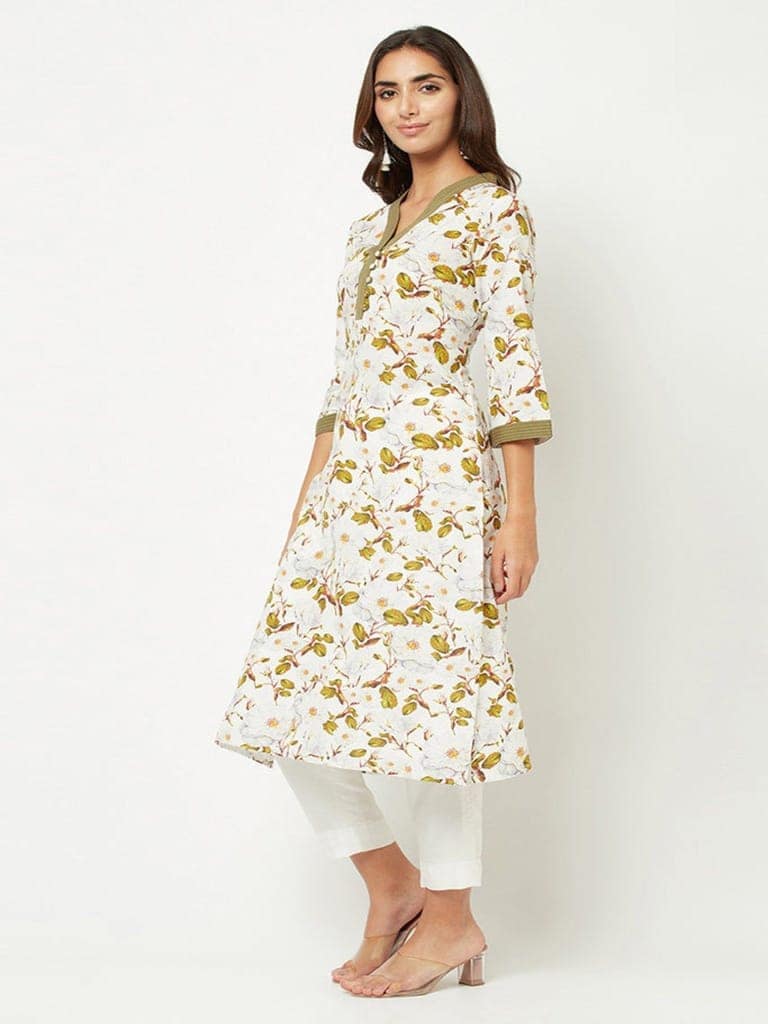 Green And White Floral Kurta view 4
