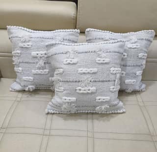 BulkySanta handtufted Cotton Cushion Covers for Sofa, 16 in x 16 in (White Knotted)