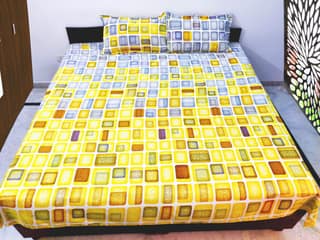 Omkar by R3 Inc. 250 TC Geometric Print Heavy Cotton Satin Double Bed Sheet with Pillow Cover Yellow