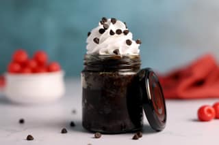 Chocolate chip jar cake