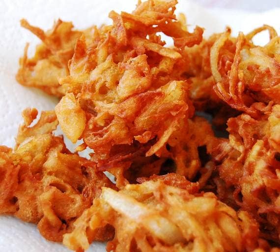 Aloo Pyaaz Pakodi