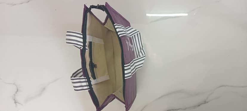 Durable Voyage Tiffin Bag with Ambrella Material view 2