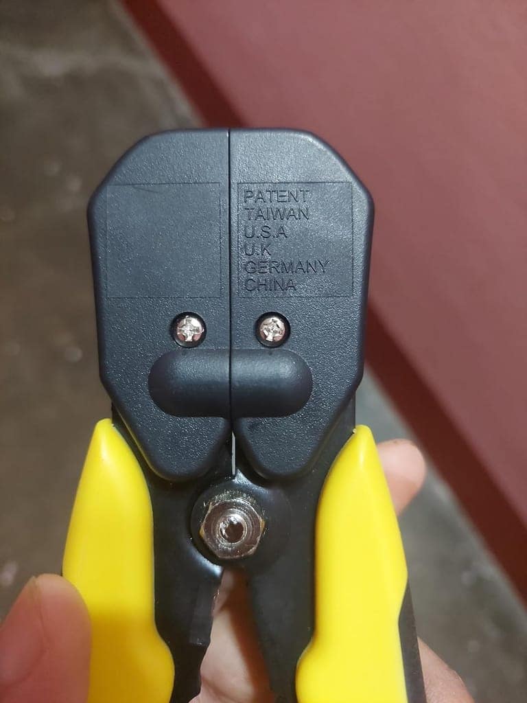 Stanley Wire Stripper Automatic Wire Stripper FMHT0-96230 view 4