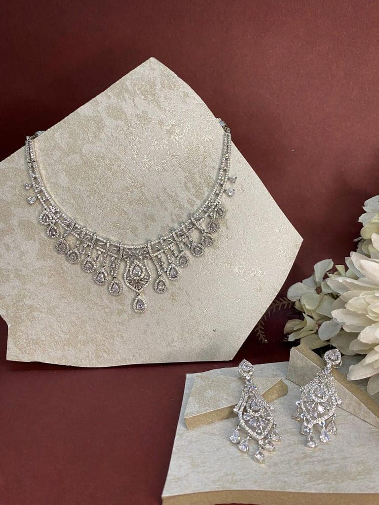 Starlit Elegance Necklace Set