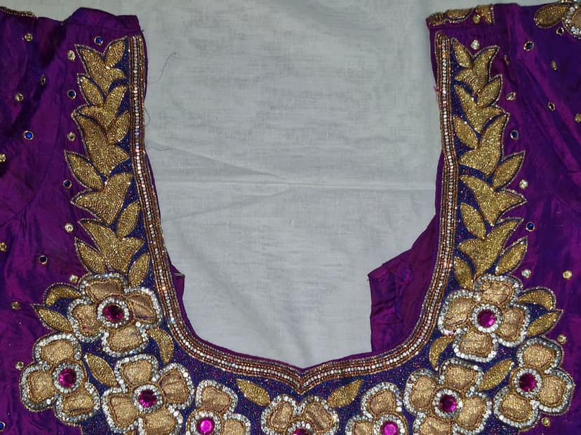 Embroidered boat neck blouse with floral motifs view 2