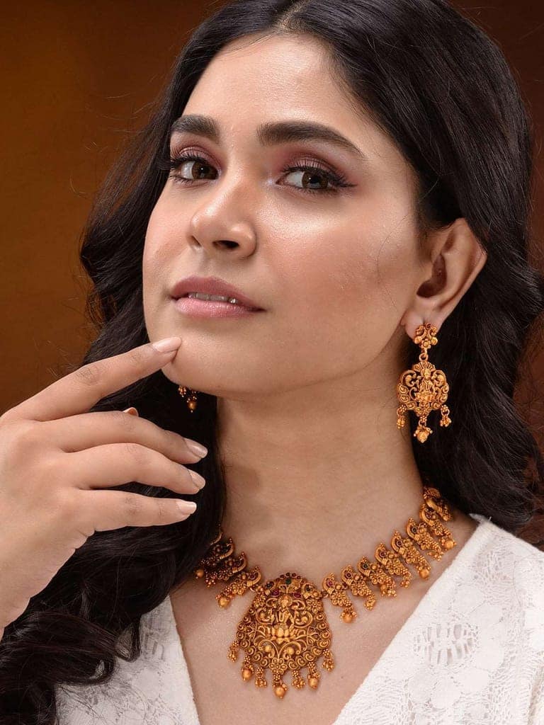 Gold Plated Lakshmiji Filigree Antique Temple Necklace Jewellery Set view 9