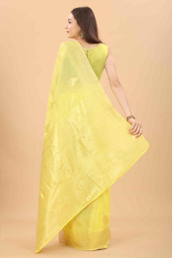 Women's Pure Cotton Saree with Unstiched Blouse Piece view 2