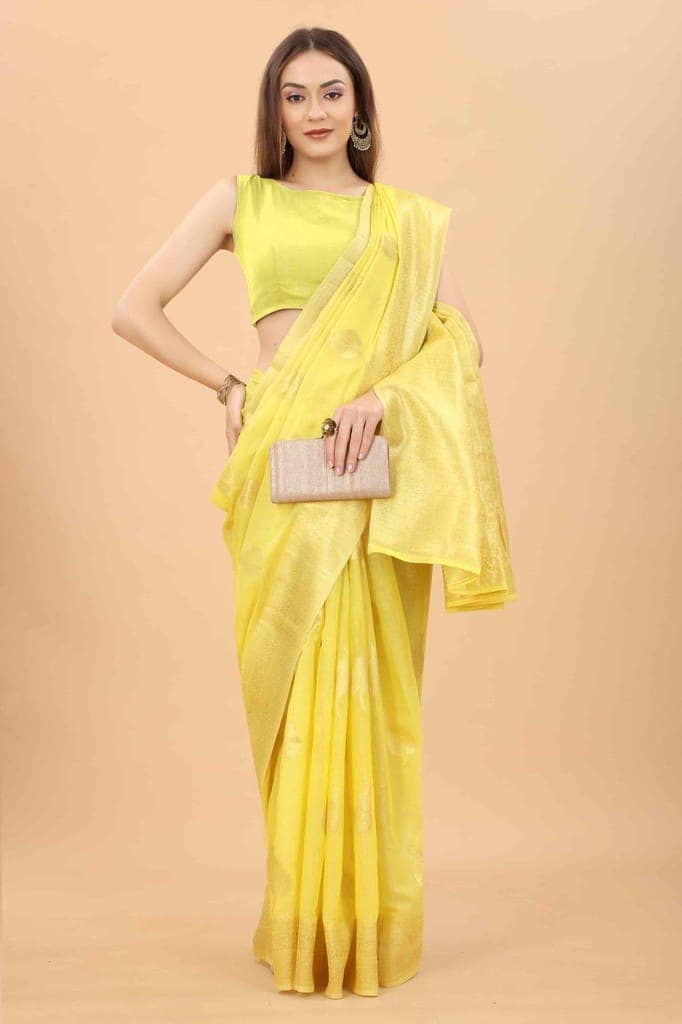 Women's Pure Cotton Saree with Unstiched Blouse Piece view 3
