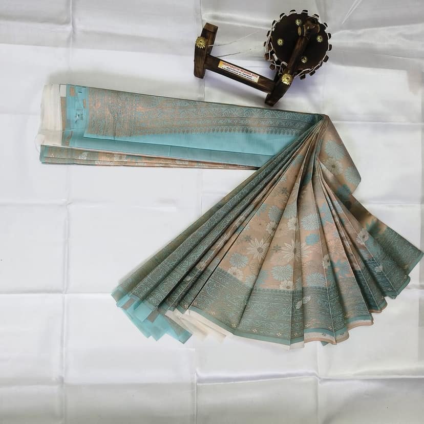 Silk Cotton Saree with Blouse view 4