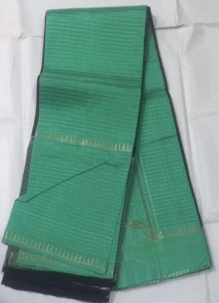 Green and Black Pure Handloom Kanchipuram Silk Saree view 2