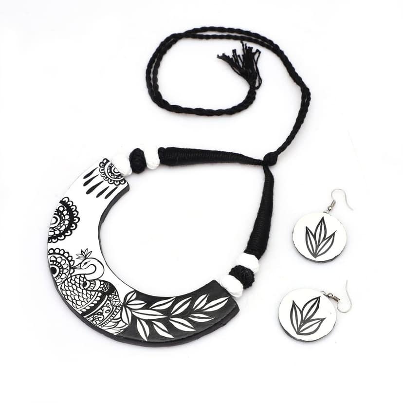 Le bijouxistic EKAM EK madhubani inspired necklace set with earrinsg for women in black and white