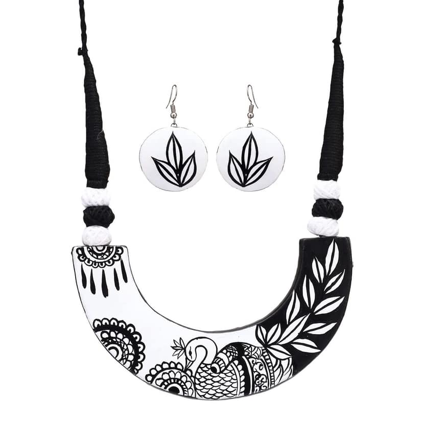 Le bijouxistic EKAM EK madhubani inspired necklace set with earrinsg for women in black and white view 3