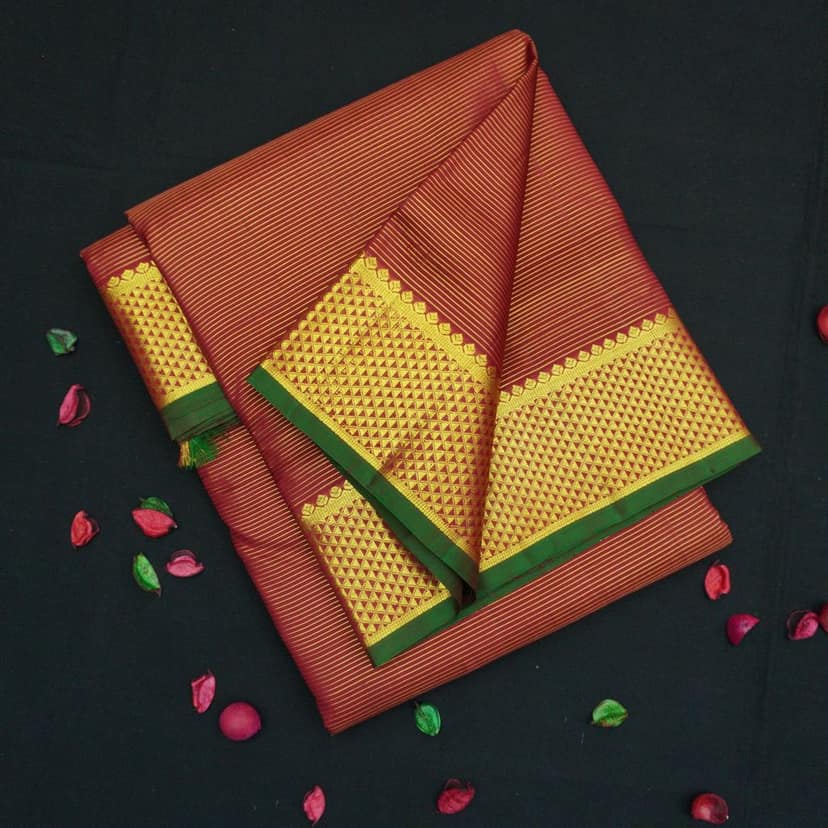 Red Kanchipuram Silk Saree - 9 Yard Bridal Saree view 3