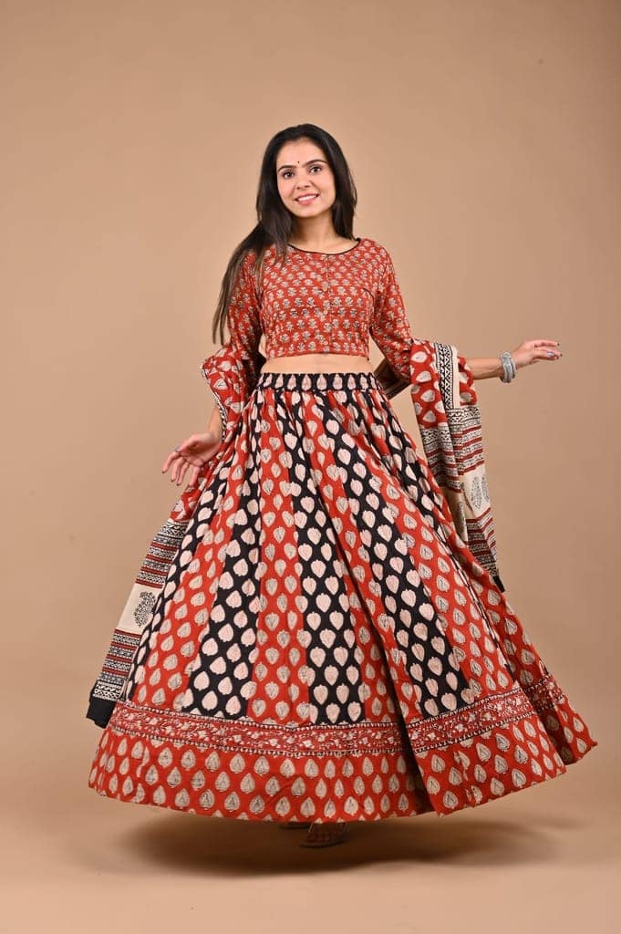 Cotton Lehanga Handblock Printed Cinnabar Red Color and Top With Mulmul Dupatta (Size 34-46)-3180 view 2