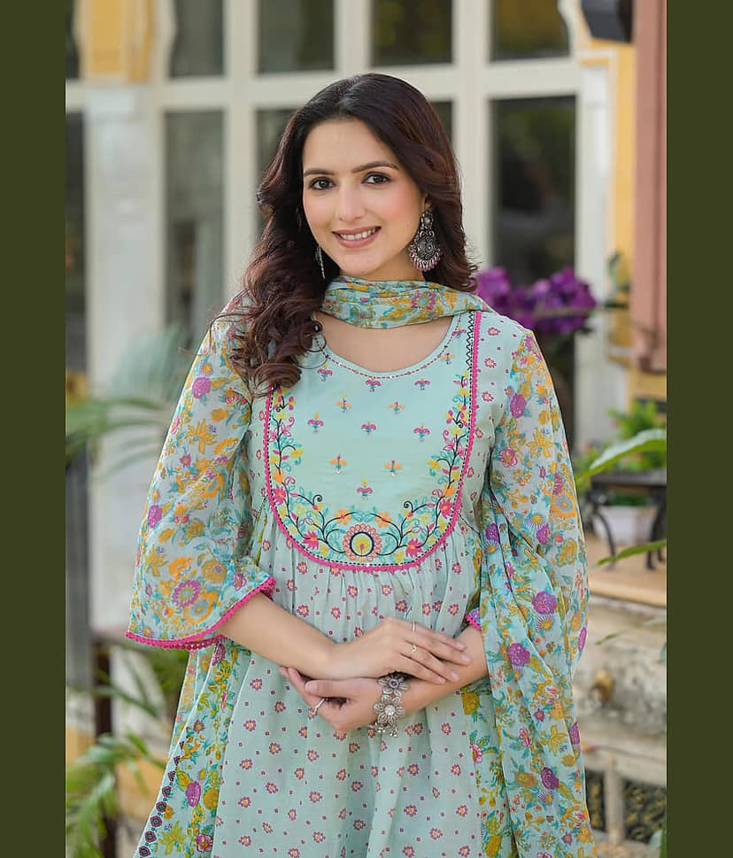Juniper Women Cotton Printed A-line Kurti With Pants ( Green ) view 2