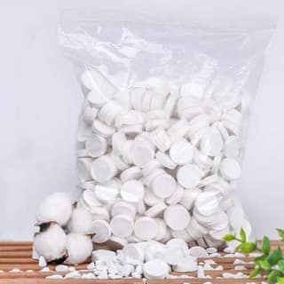 50 Pieces Face Mask Sheets for Girls, Disposable Facial Deep Cleansing Mask Sheets, White DIY Facial Spa Mask Sheet Non-Woven Beauty Mask with Eye Mask Paper