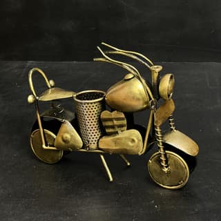 GOLDEN BIKE WITH PEN HOLDER DECORATIVE ITEM AND SHOWPIECES HOME DECOR / RESTAURANT DECOR/ OFFICE DECOR/ TABLE DECOR/DRAWING ROOM DECOR / GIFT ITEM