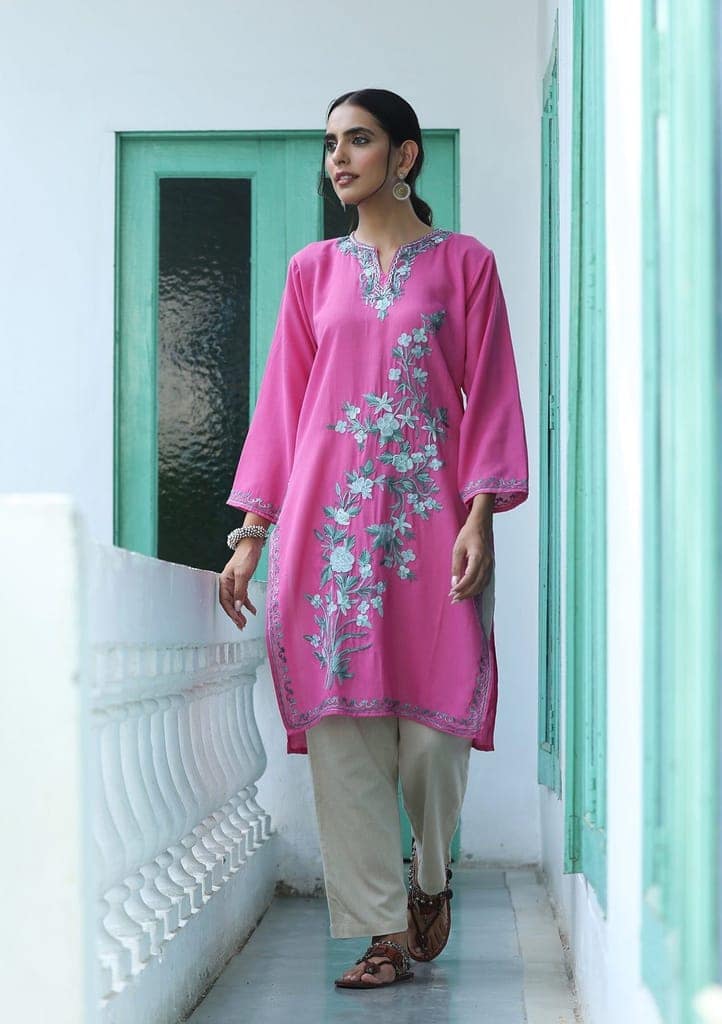 HOC Crafts Aari Embroidered Cotton Solid Women's Long Kurta - Pink
