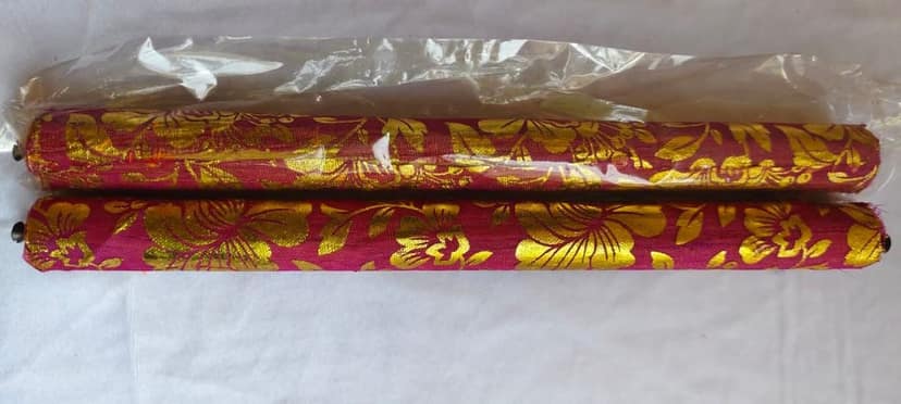 Beeruva Bangles Stand pair of red and gold floral print