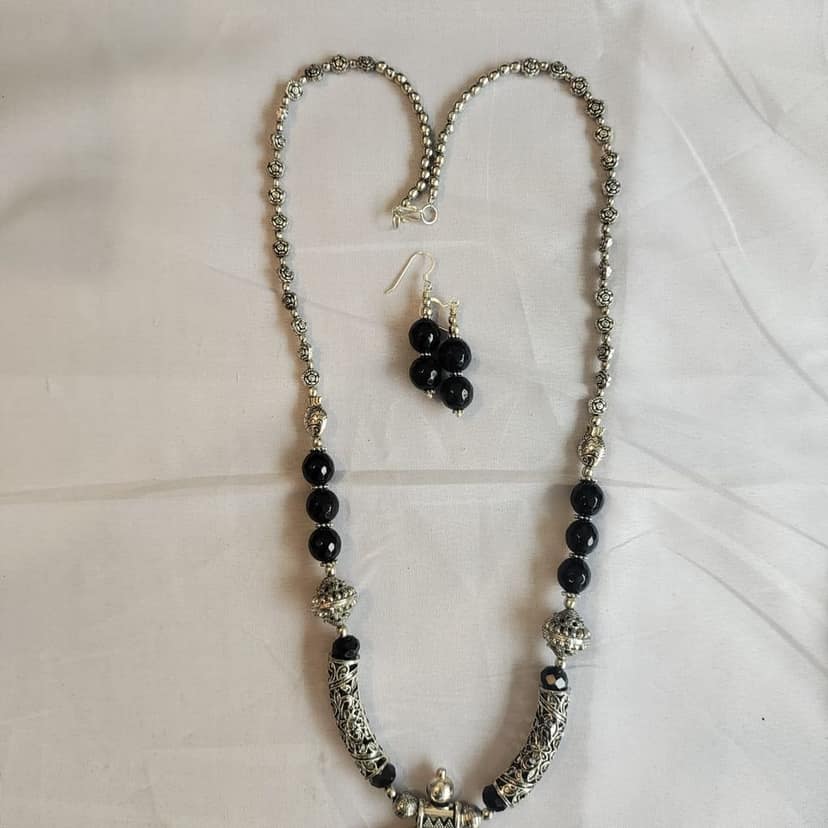 German Silver Pendant and Beads with Agate stone beads ( Necklace with earrings )