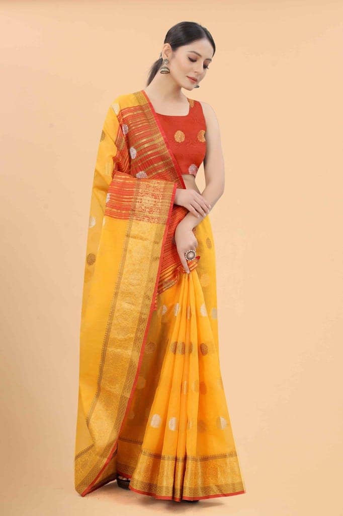 Women's Pure Cotton Woven Saree With Unstiched Blouse Piece view 4