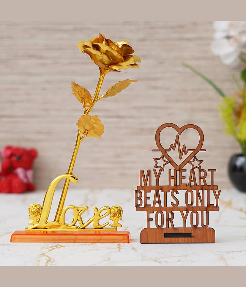 eCraftIndia Gold Plastic Valentine Hamper