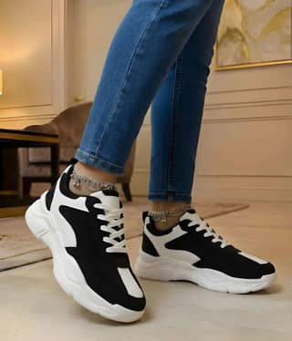 WUGO Women Walking Sneakers | Comfortable Lightweight Sports Shoes | Trendy Lace-Up Casual Footwear for Daily Wear, Travel, Gym & Outdoor Activities