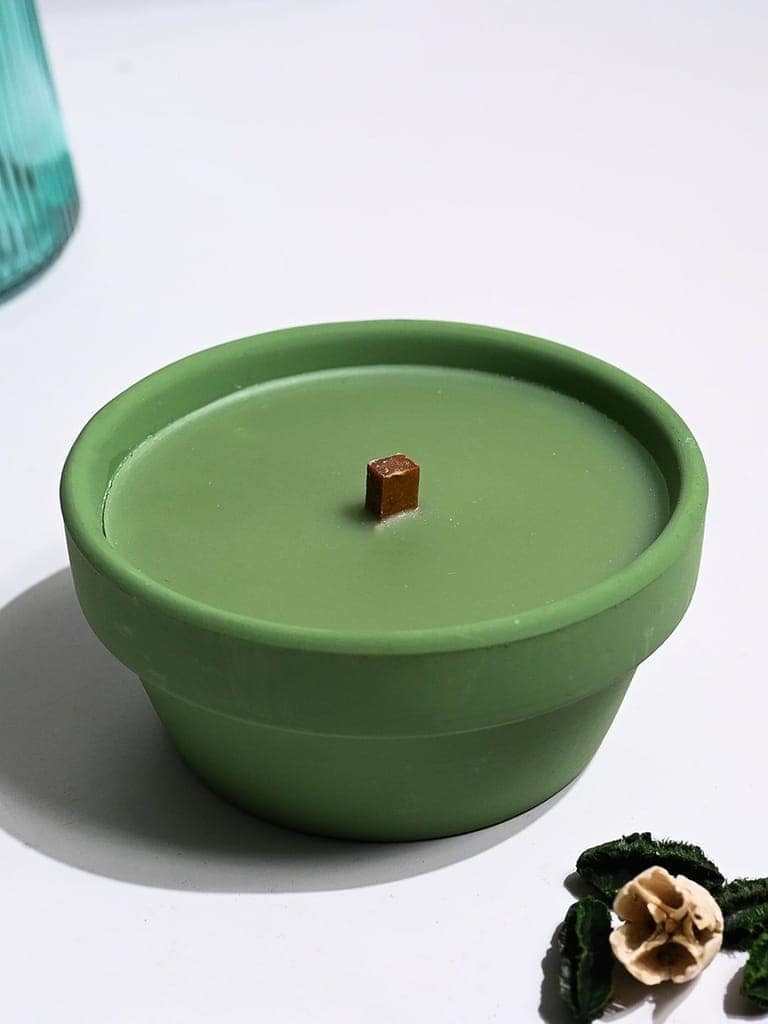 Green Potted Scented Candle with Wooden Wick view 3