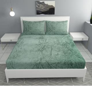 Soft and Warm Microfiber Green Bed Sheet Set