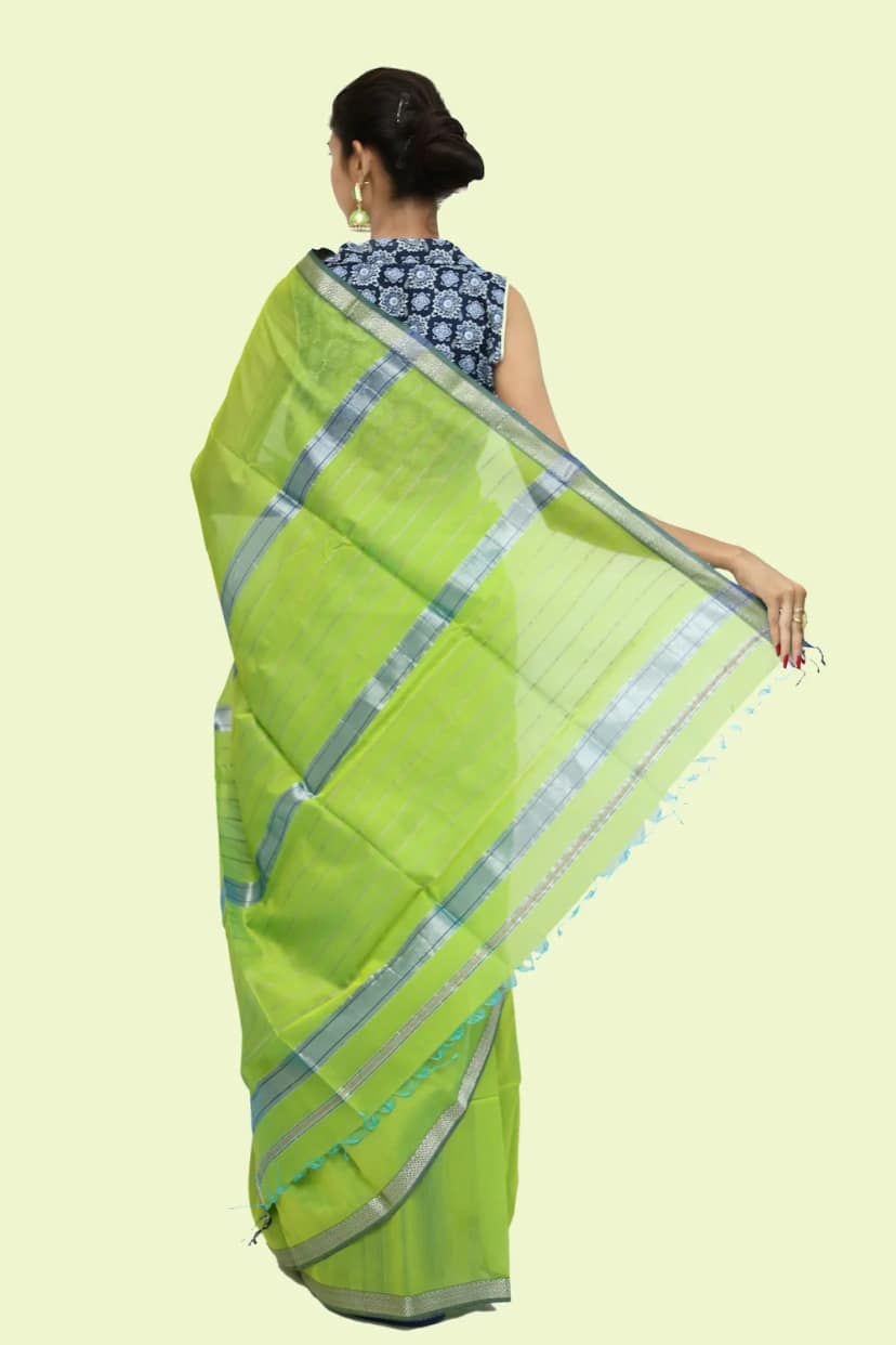 Magnetic Rewa Waves handloom Saree with Tassels view 4