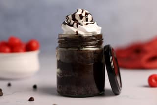 Chocolate truffle jar cake