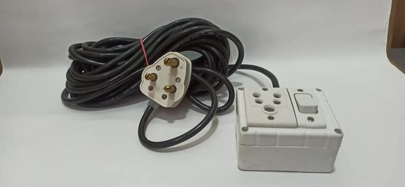 6A 1 Socket (5 Pin Socket) & 1 Switch Extension Box with 16A Plug & 15m Wire view 4